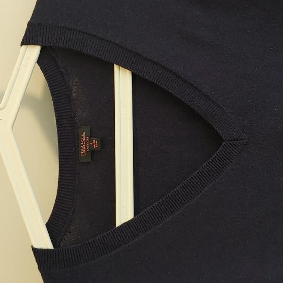 Talula Women's Navy V-Neck Sweater    US S - Picture 3 of 8